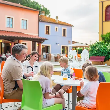Village Le Capanne 3*