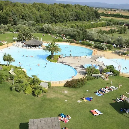 Village Le Capanne 3* Bibbona