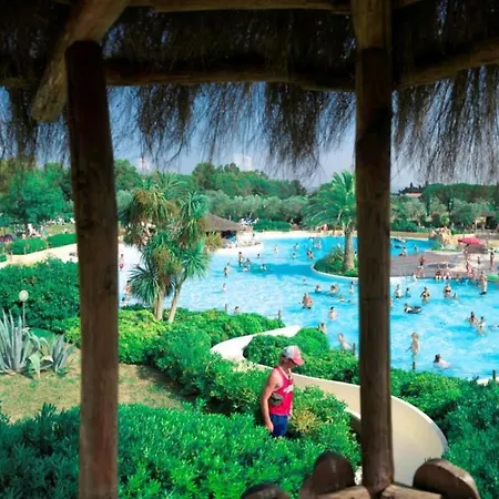 Village Le Capanne Camping Bibbona