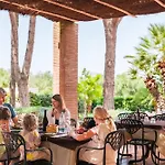 Village Le Capanne 3* 毕博纳的码头