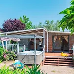 Village Le Capanne 毕博纳的码头