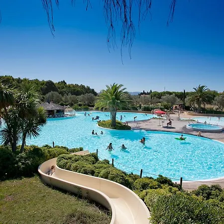 Campeggio Village Le Capanne 3*